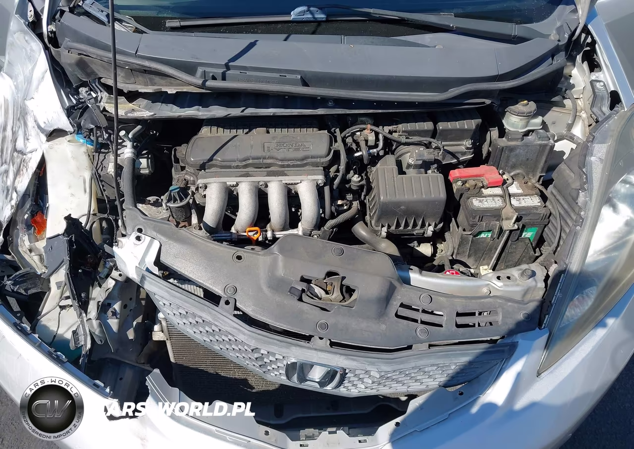 2012 Honda Fit VIN:JHMGE8H33CC025330 - 10