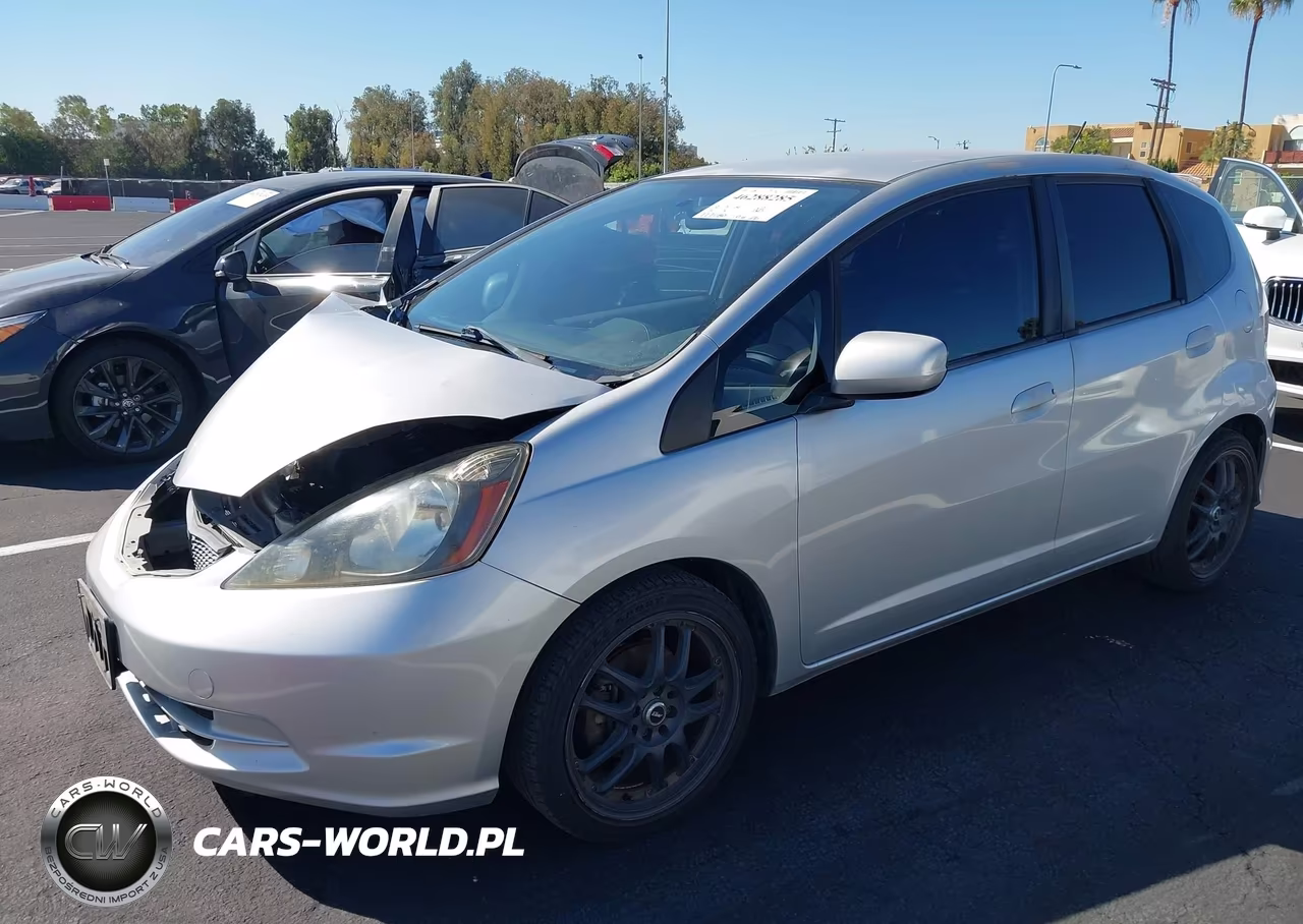 2012 Honda Fit VIN:JHMGE8H33CC025330 - 2