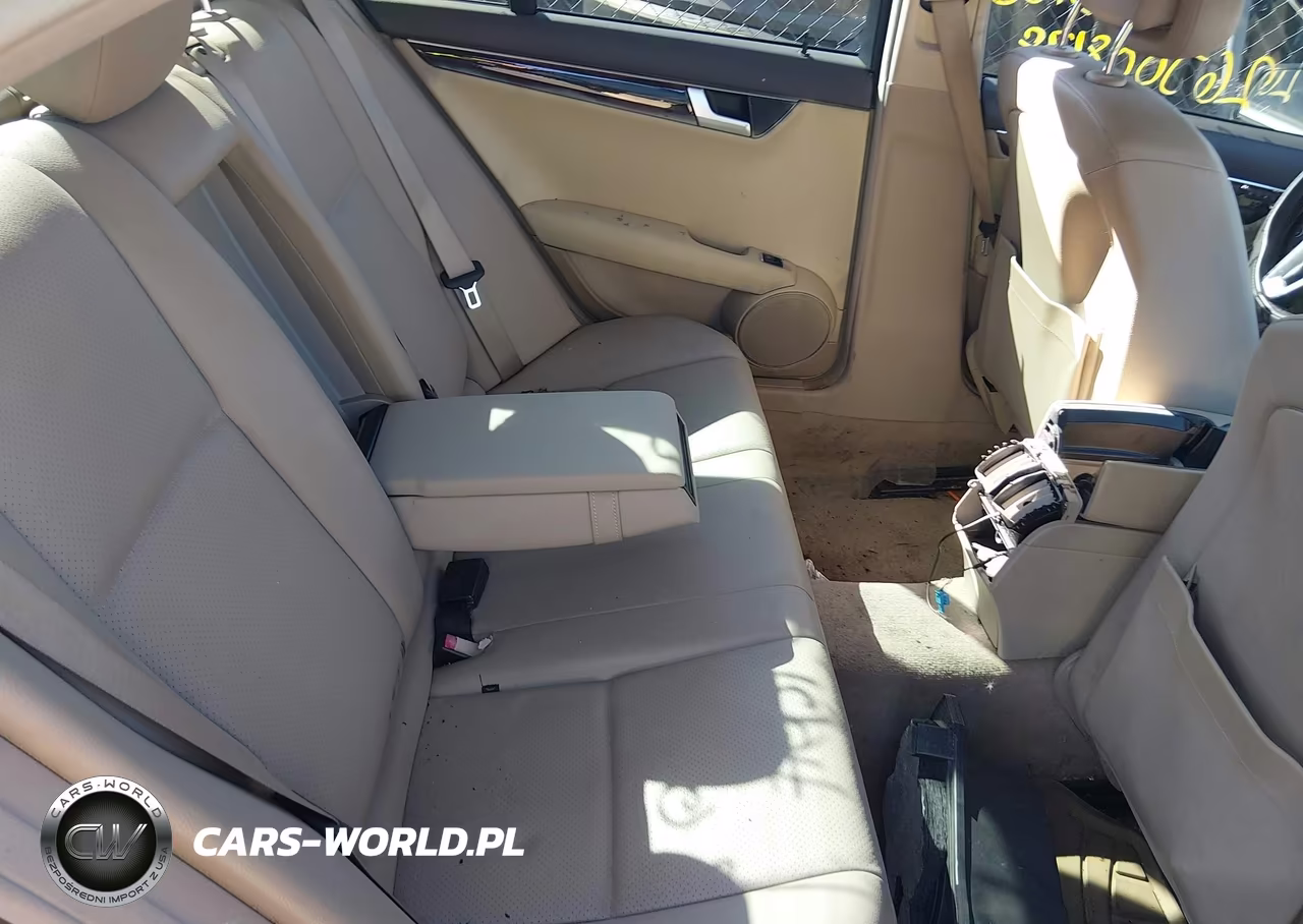 2013 Mercedes-Benz C 250 Sport VIN:WDDGF4HB0DR245494 - 8