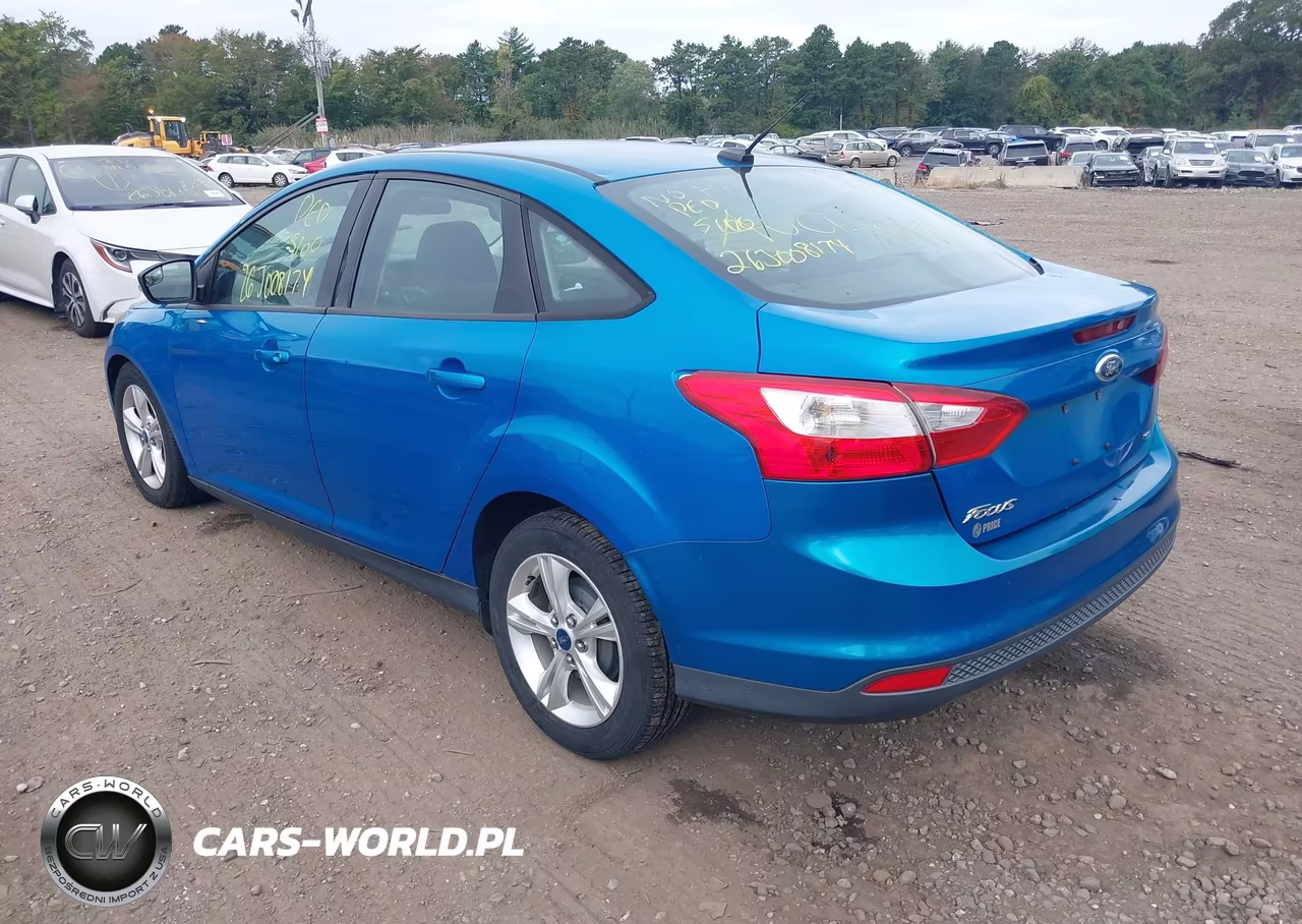 2013 Ford Focus Se VIN:1FADP3F28DL156207 - 3