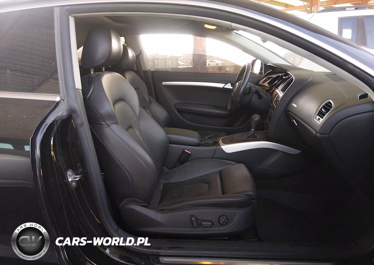2011 Audi A5 2.0T Premium VIN:WAULFAFR7BA037497 - 5