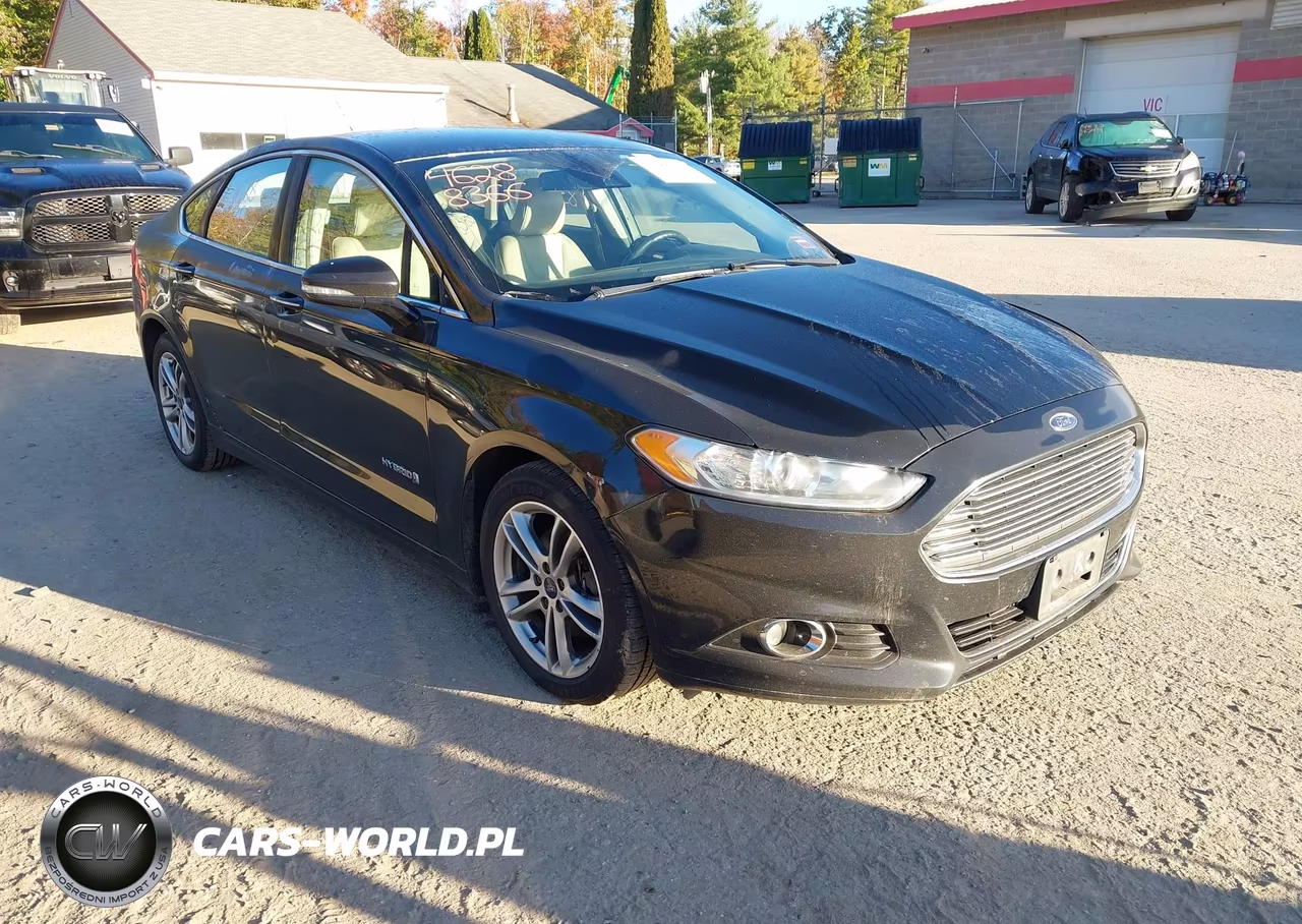 2016 Ford Fusion Hybrid Titanium – zdjęcie 1 z 16