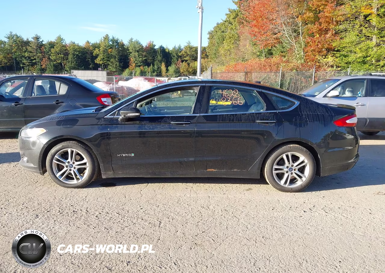 2016 Ford Fusion Hybrid Titanium VIN:3FA6P0RU3GR162233 - 14