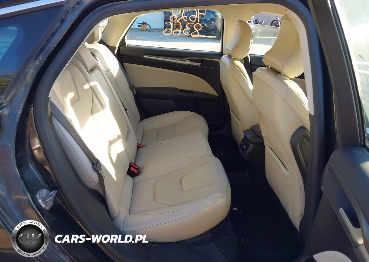 2016 Ford Fusion Hybrid Titanium VIN:3FA6P0RU3GR162233 - 8