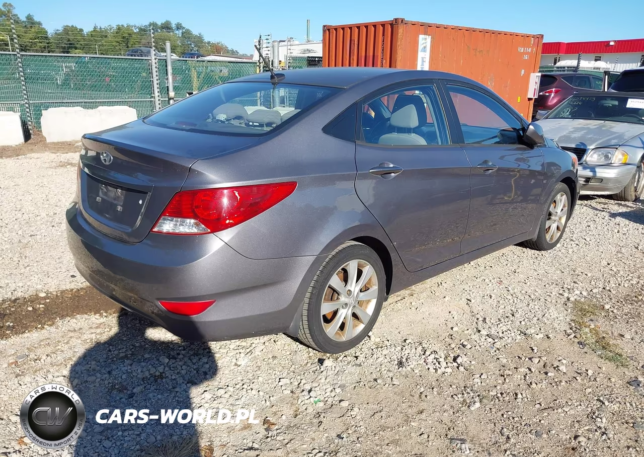 2014 Hyundai Accent Gls VIN:KMHCU4AE9EU766338 - 4