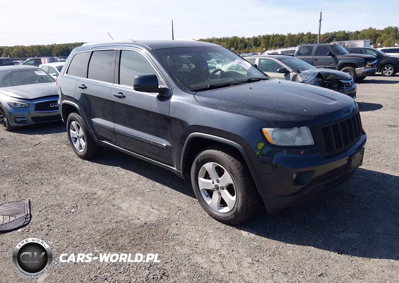 2012 Jeep Grand Cherokee Laredo VIN:1C4RJFAG3CC245512 - 1