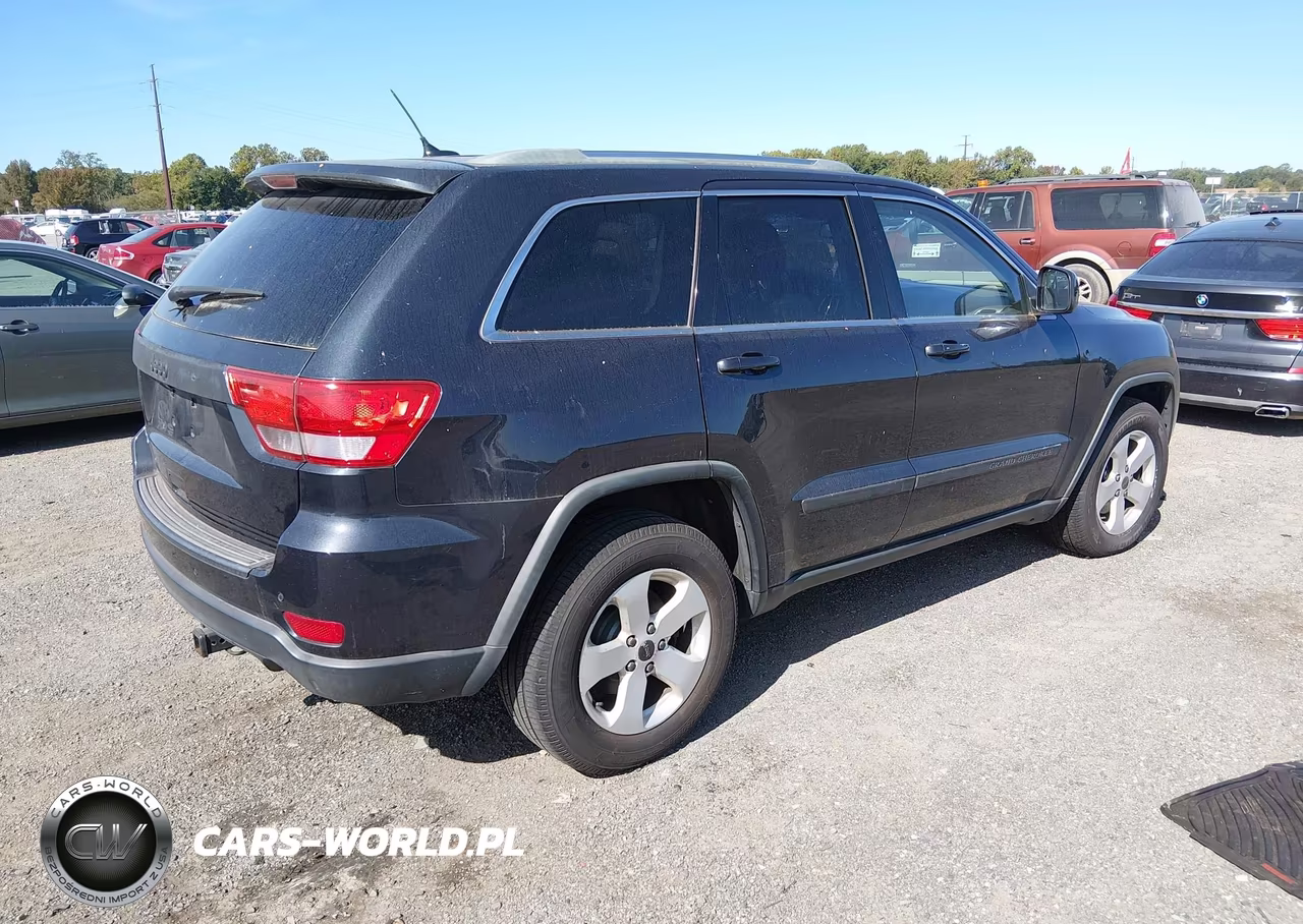 2012 Jeep Grand Cherokee Laredo VIN:1C4RJFAG3CC245512 - 4