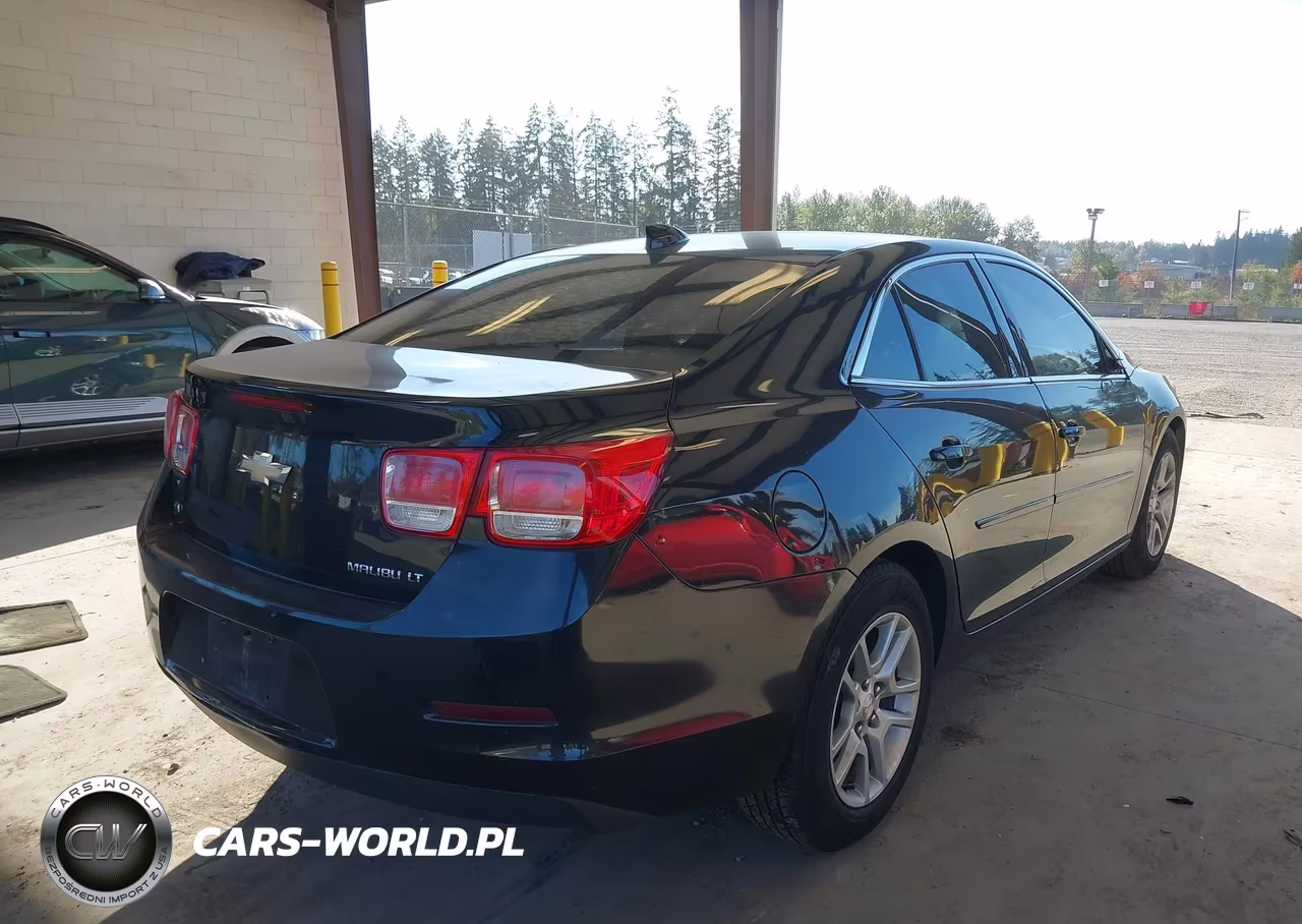 2015 Chevrolet Malibu 1Lt VIN:1G11C5SL6FF316890 - 4