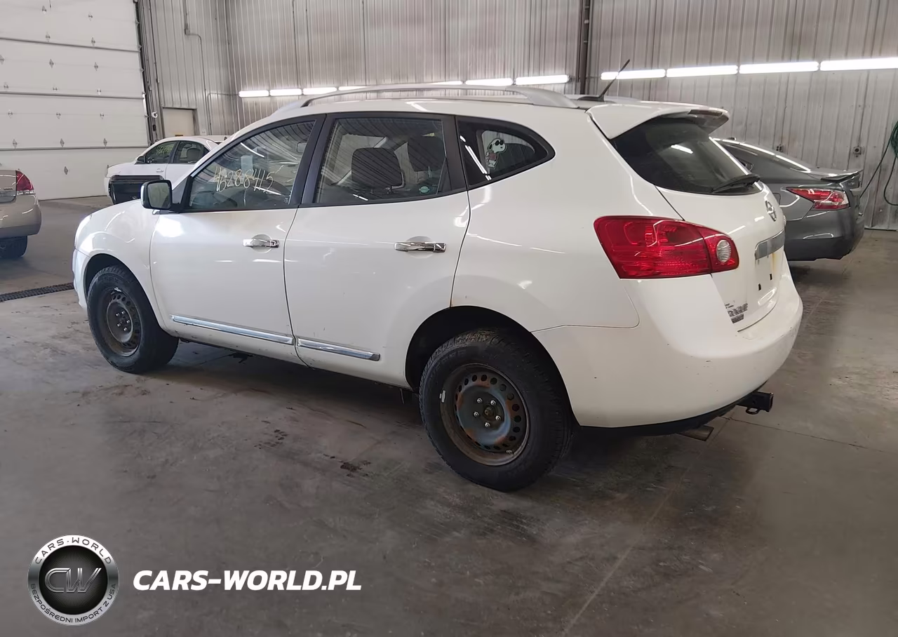 2015 Nissan Rogue Select S VIN:JN8AS5MV9FW257931 - 3