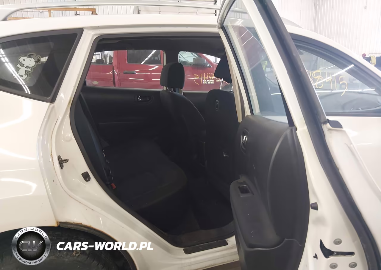 2015 Nissan Rogue Select S VIN:JN8AS5MV9FW257931 - 8