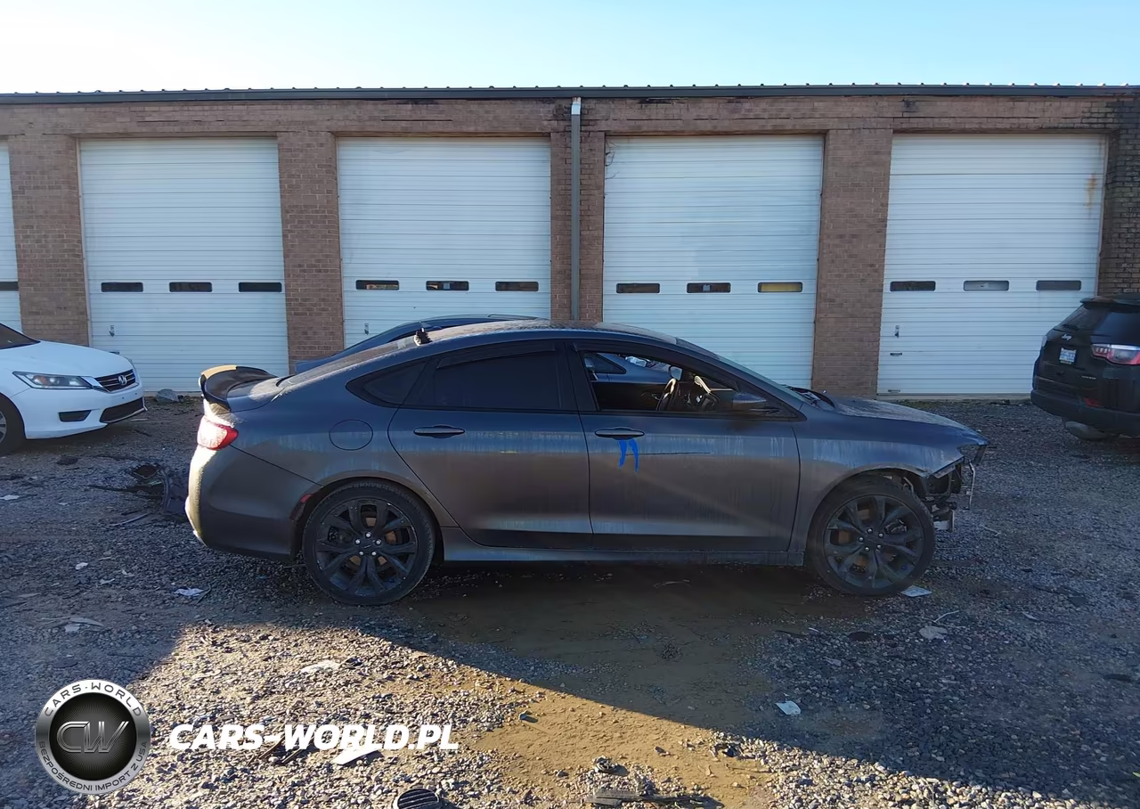 2015 Chrysler 200 S VIN:1C3CCCDG8FN610435 - 14