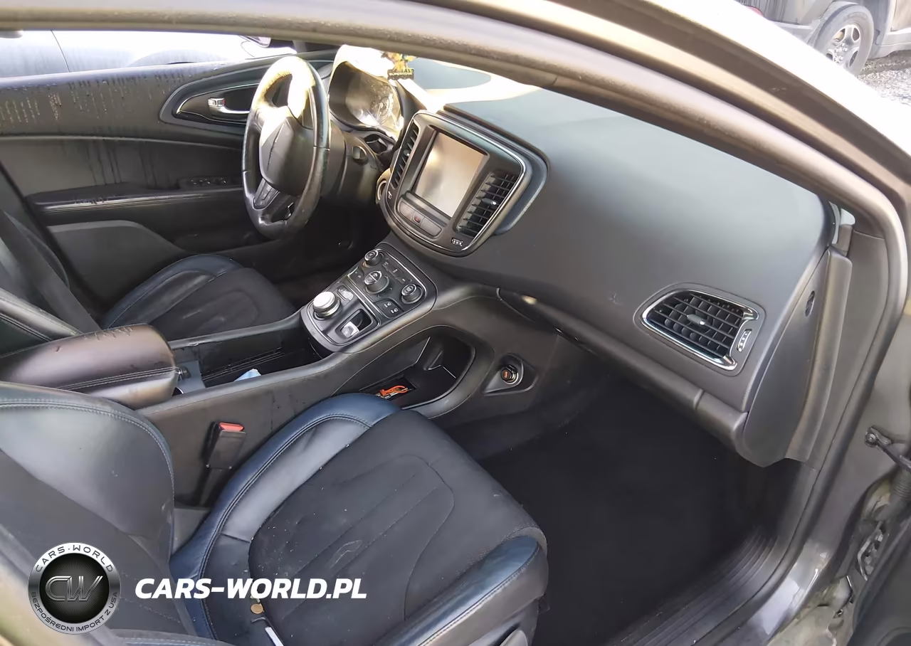2015 Chrysler 200 S VIN:1C3CCCDG8FN610435 - 5