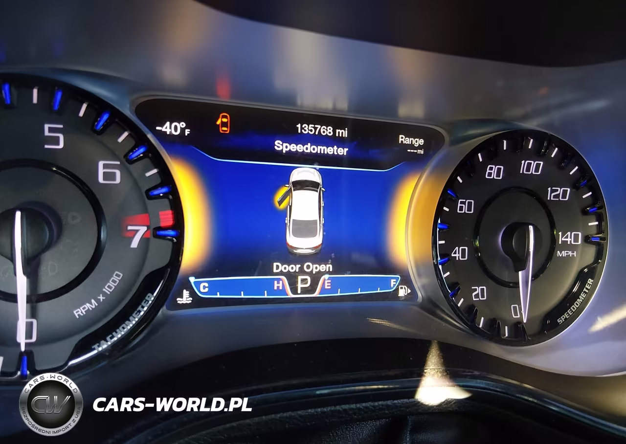 2015 Chrysler 200 S VIN:1C3CCCDG8FN610435 - 7
