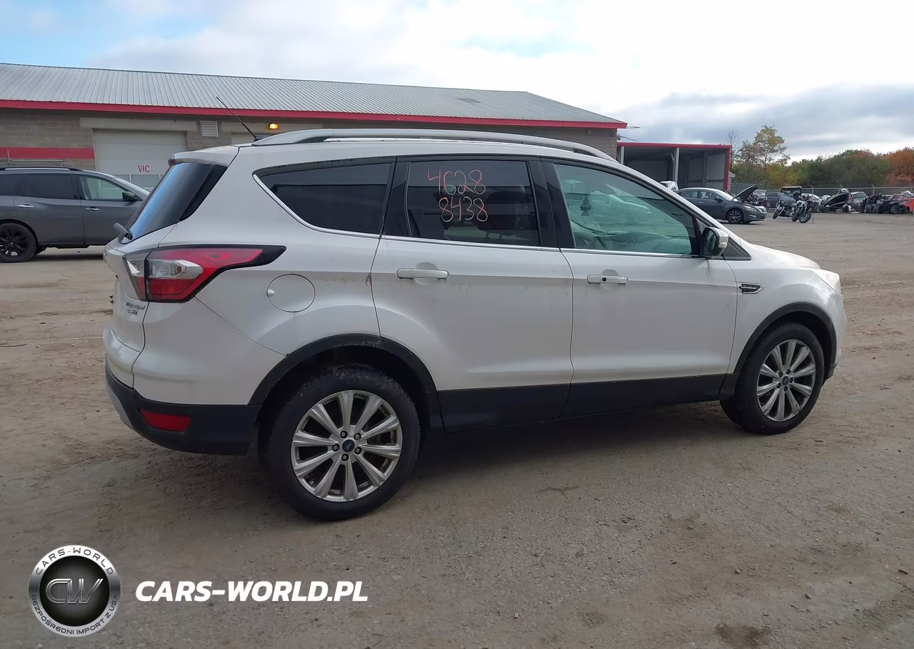 2017 Ford Escape Titanium VIN:1FMCU9JDXHUD01883 - 13