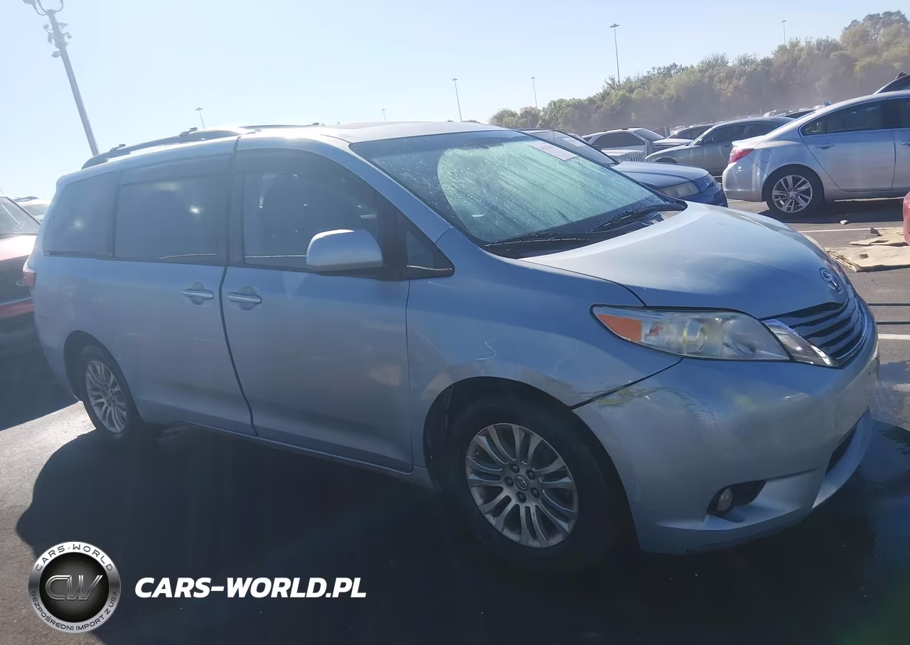 2015 Toyota Sienna Xle 8 Passenger VIN:5TDYK3DC4FS614929 - 13