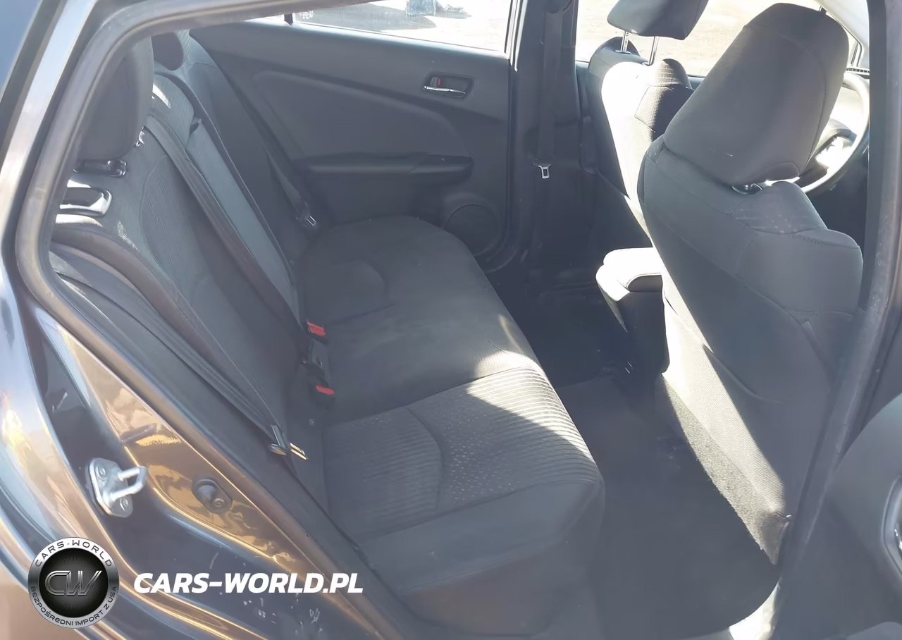 2016 Toyota Prius Two Eco VIN:JTDKARFU0G3025820 - 8