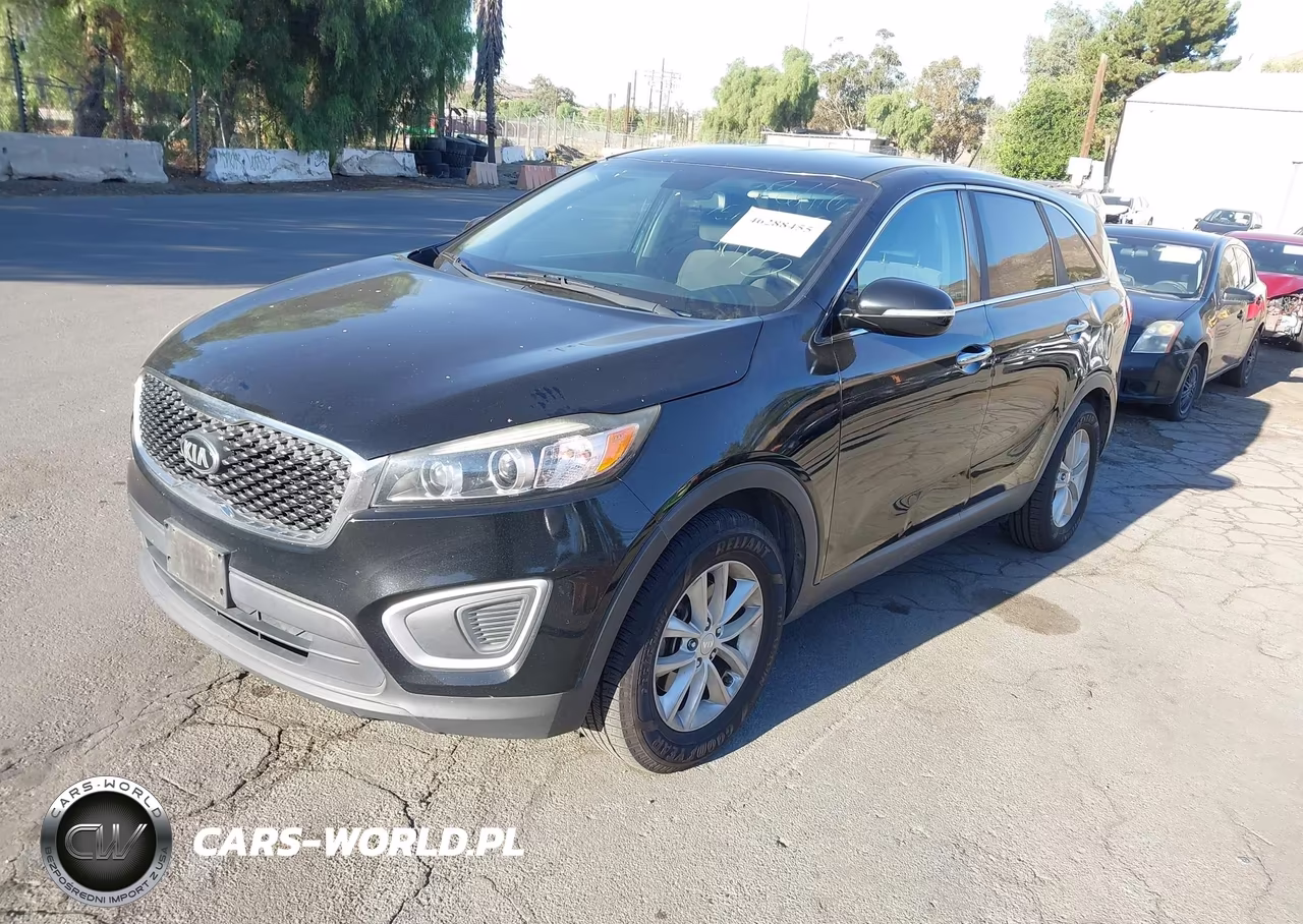 2017 Kia Sorento 2.4L L VIN:5XYPG4A3XHG211142 - 2