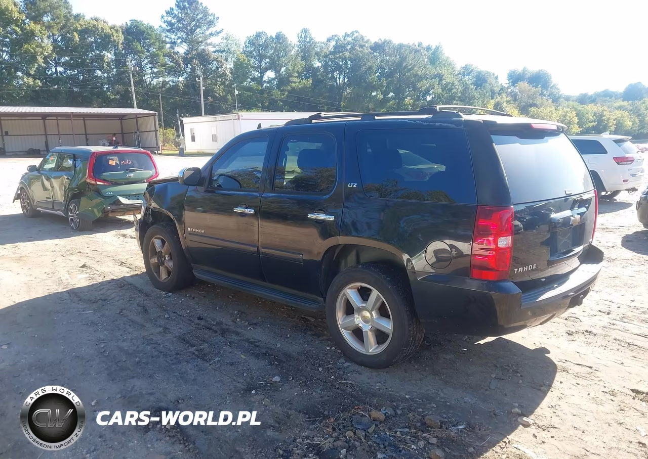 2007 Chevrolet Tahoe Ltz VIN:1GNFC13077J388892 - 3