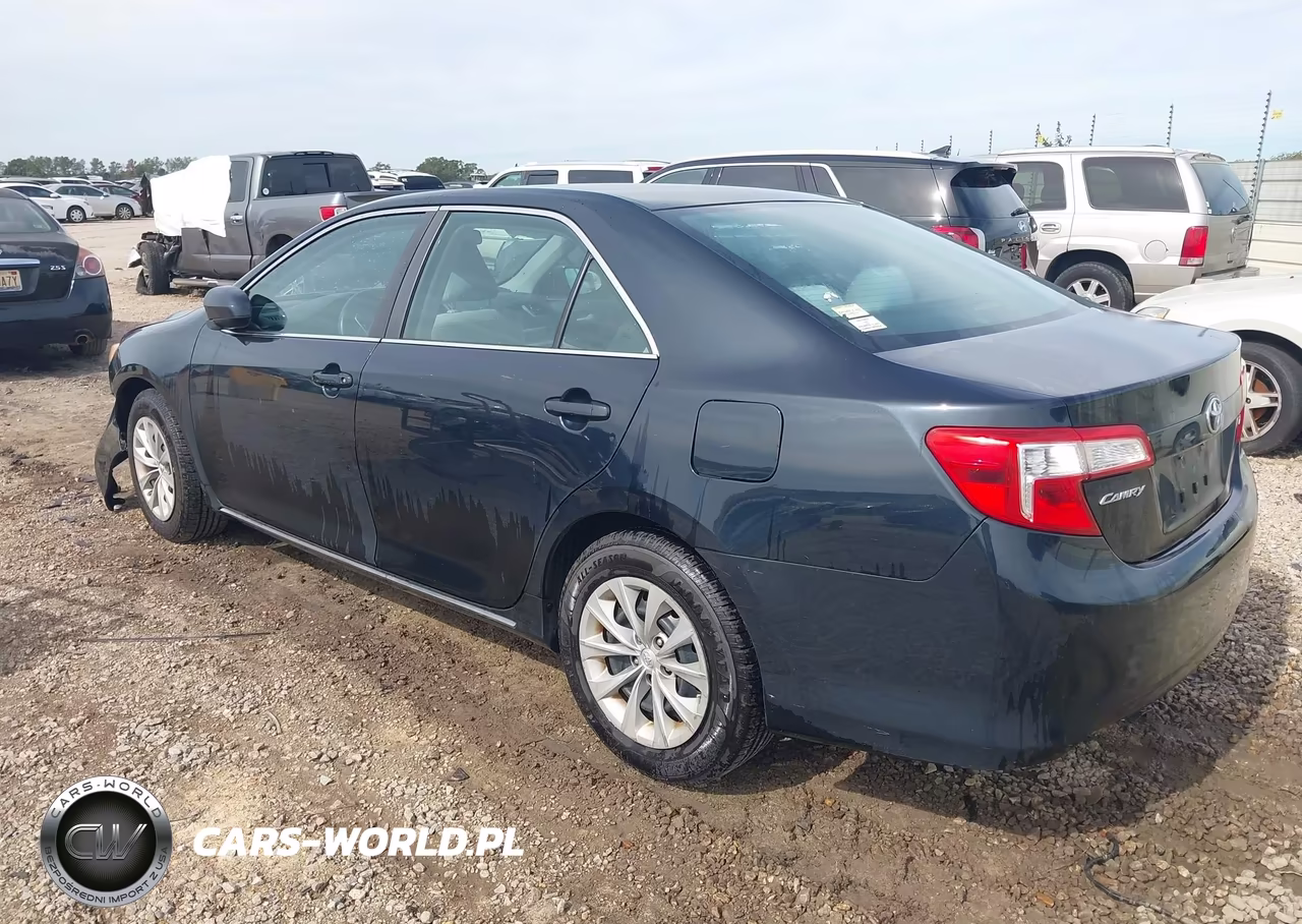 2012 Toyota Camry Le VIN:4T4BF1FK5CR172139 - 3