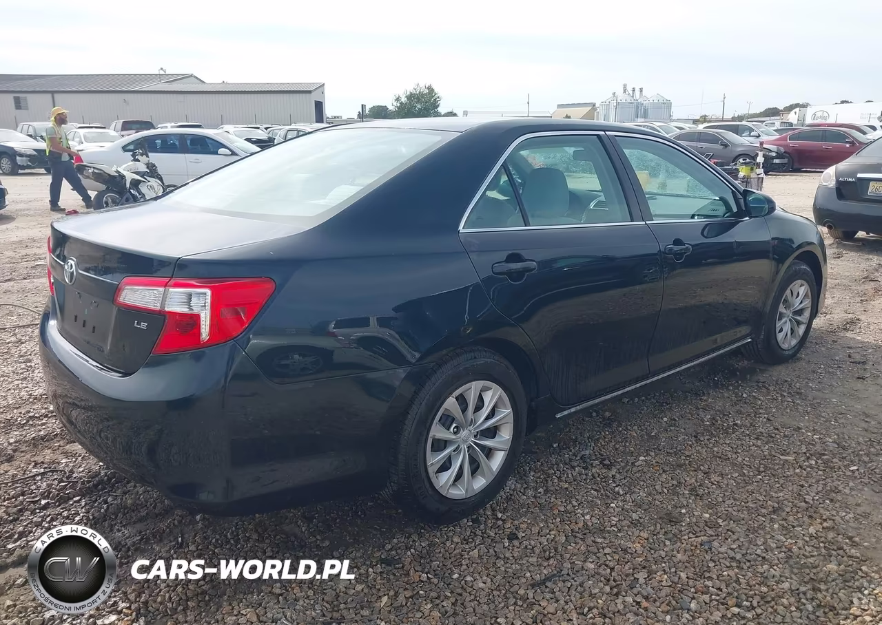 2012 Toyota Camry Le VIN:4T4BF1FK5CR172139 - 4