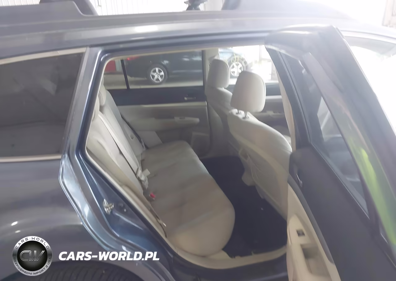 2013 Subaru Outback 2.5I Premium VIN:4S4BRCGC7D3248052 - 8