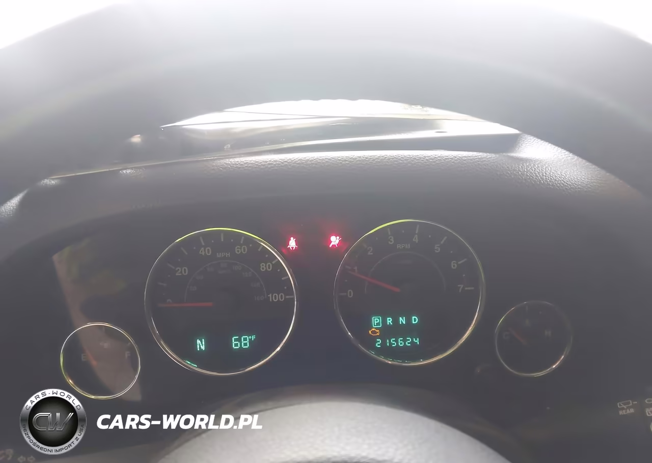 2013 Jeep Wrangler Unlimited Sahara VIN:1C4BJWEG7DL519551 - 7
