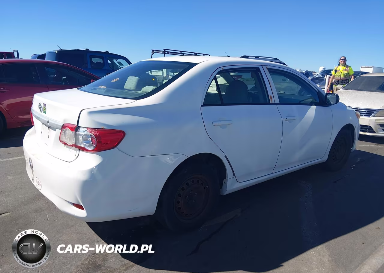 2011 Toyota Corolla VIN:JTDBU4EE7B9157743 - 4