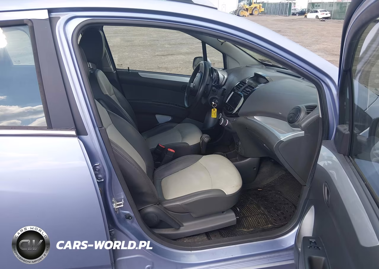 2014 Chevrolet Spark 2Lt Auto VIN:KL8CF6S9XEC453700 - 5