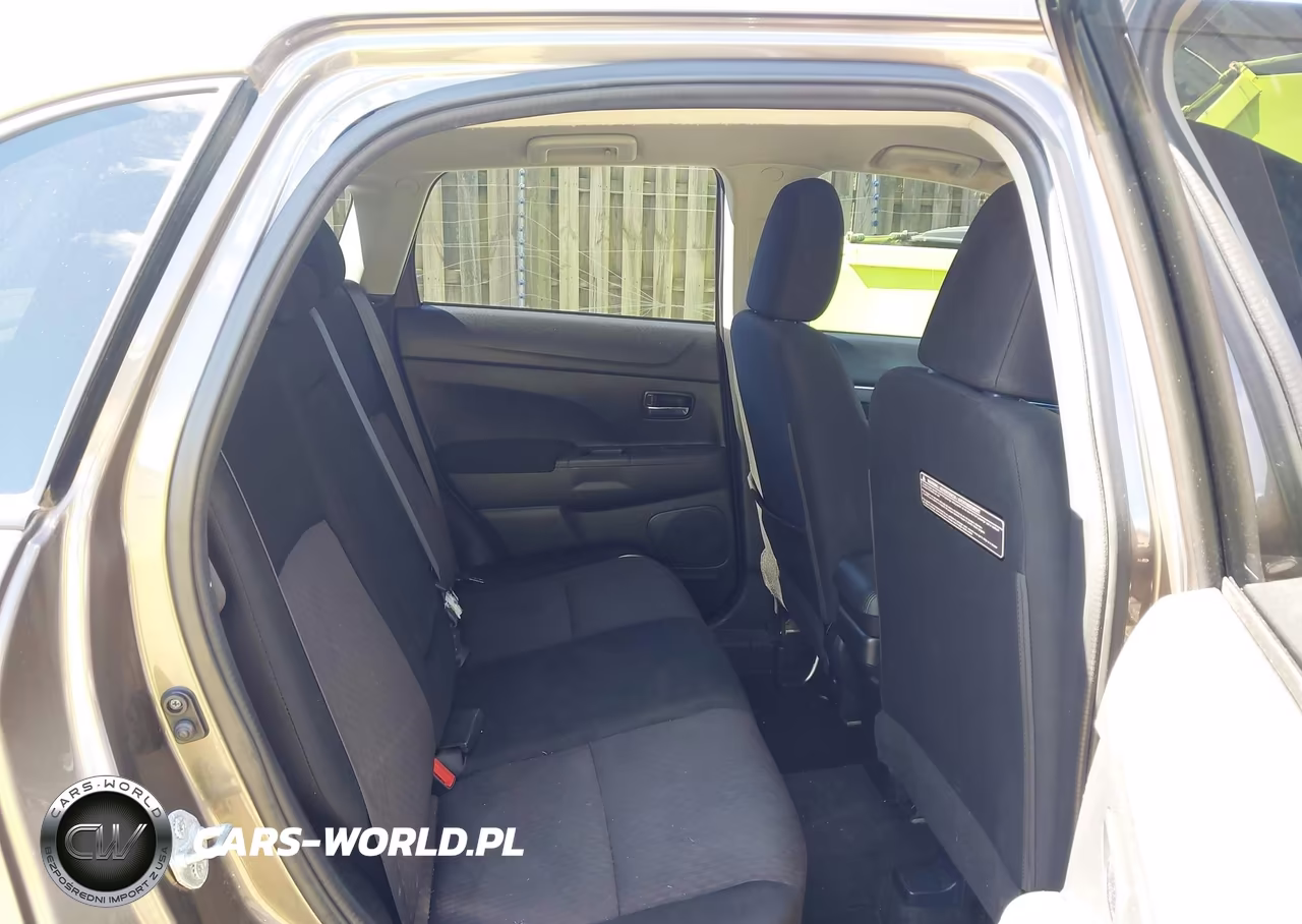 2018 Mitsubishi Outlander Sport 2.0 Le VIN:JA4AP3AU4JU003393 - 8