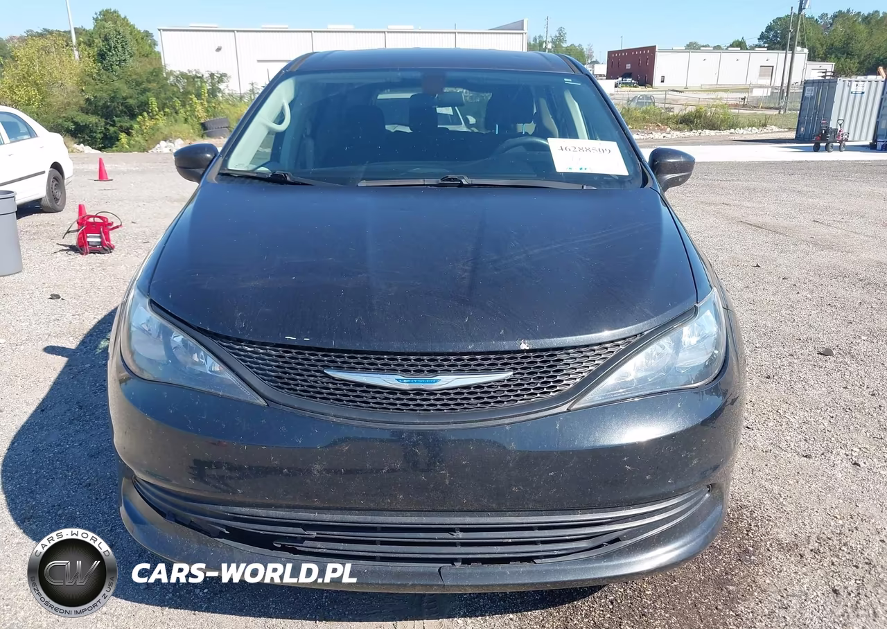 2018 Chrysler Pacifica L VIN:2C4RC1AG9JR274868 - 6