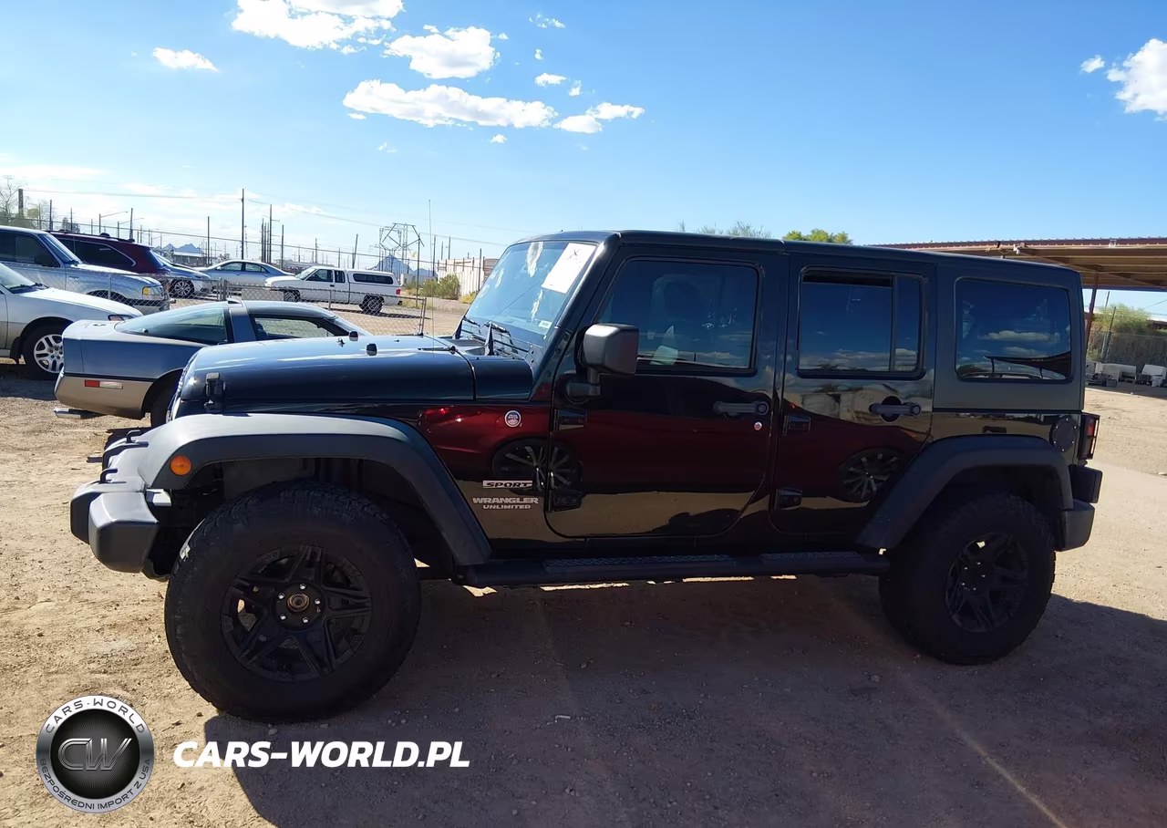 2012 Jeep Wrangler Unlimited Sport VIN:1C4BJWDG5CL274703 - 14