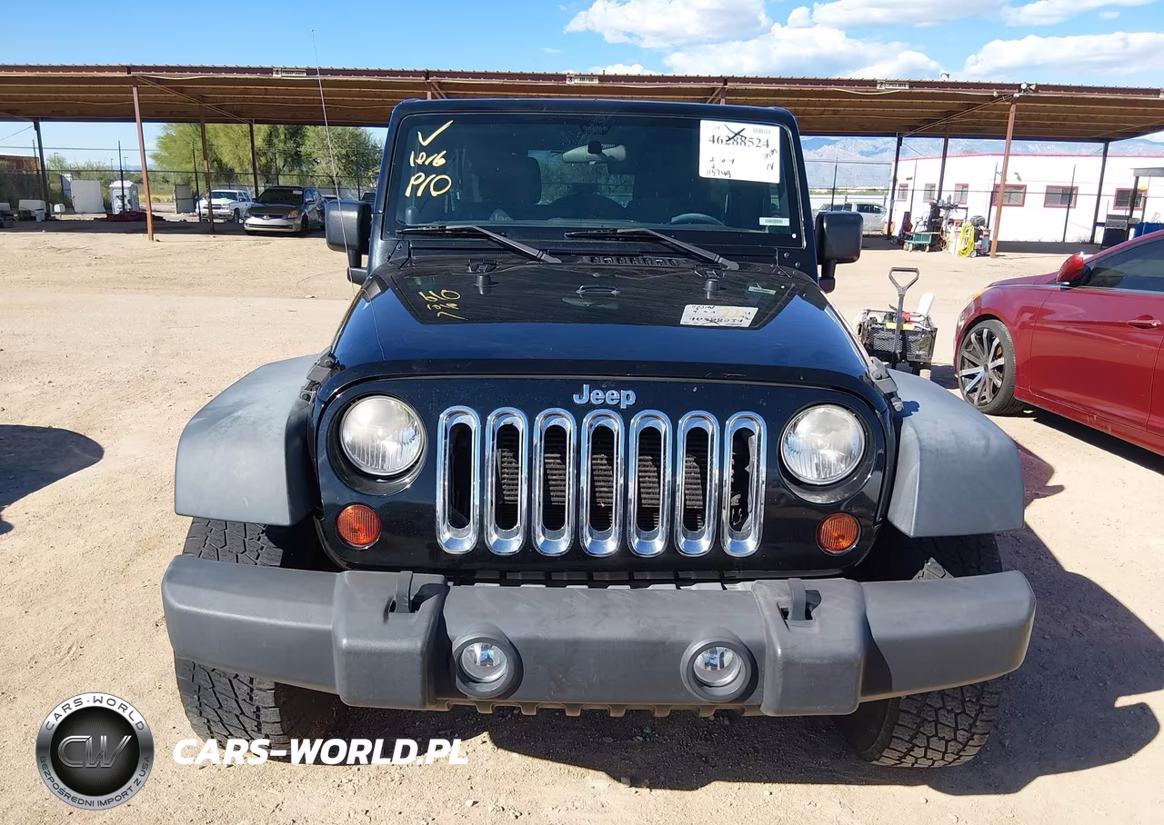 2012 Jeep Wrangler Unlimited Sport VIN:1C4BJWDG5CL274703 - 6
