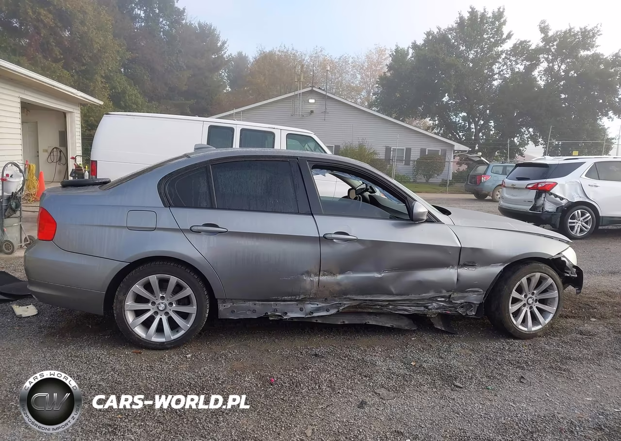 2011 BMW 328I xDrive VIN:WBAPK7C53BA974994 - 14