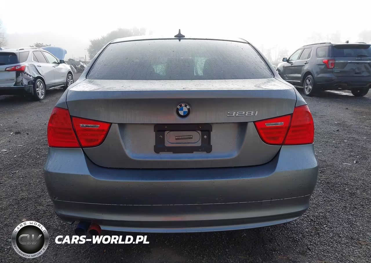 2011 BMW 328I xDrive VIN:WBAPK7C53BA974994 - 17