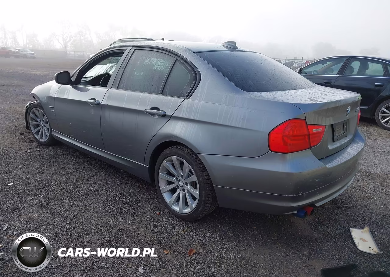 2011 BMW 328I xDrive VIN:WBAPK7C53BA974994 - 3