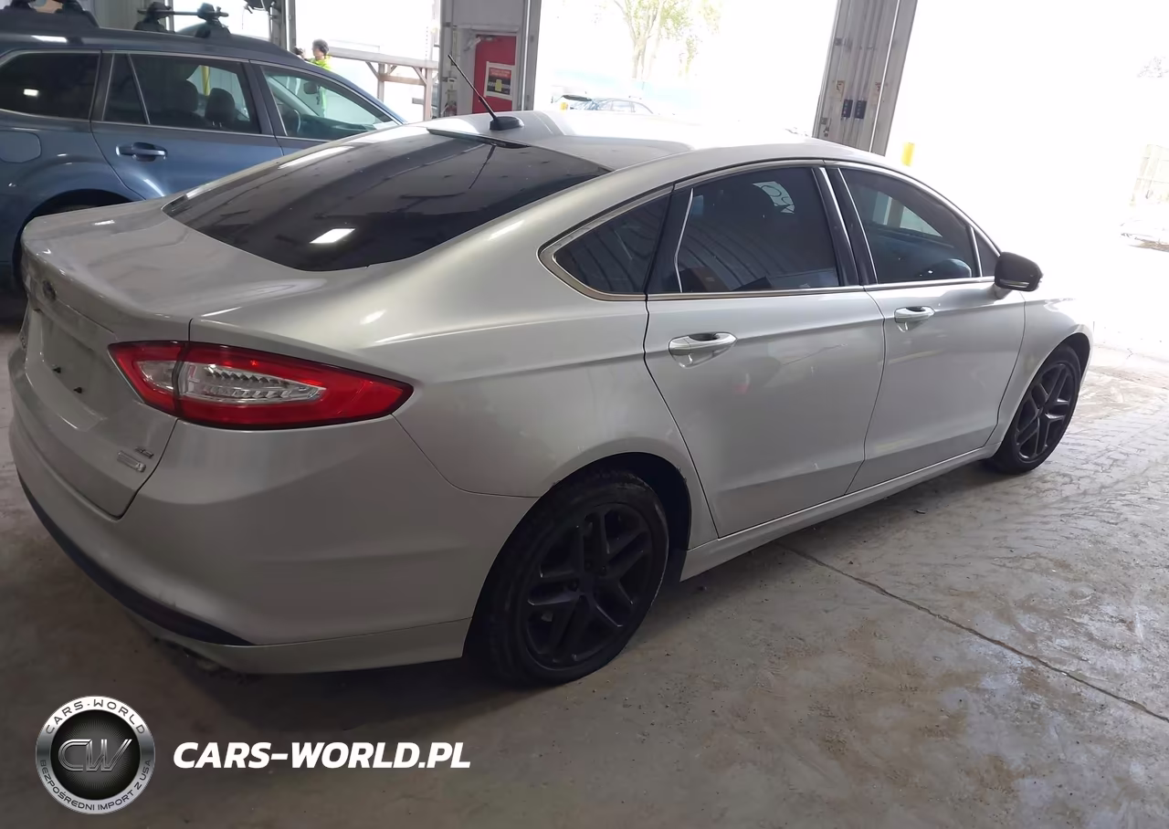 2014 Ford Fusion Se VIN:3FA6P0HD9ER300081 - 4
