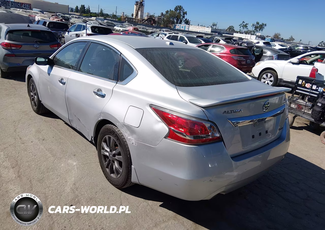 2015 Nissan Altima 2.5 S VIN:1N4AL3AP1FC571504 - 3