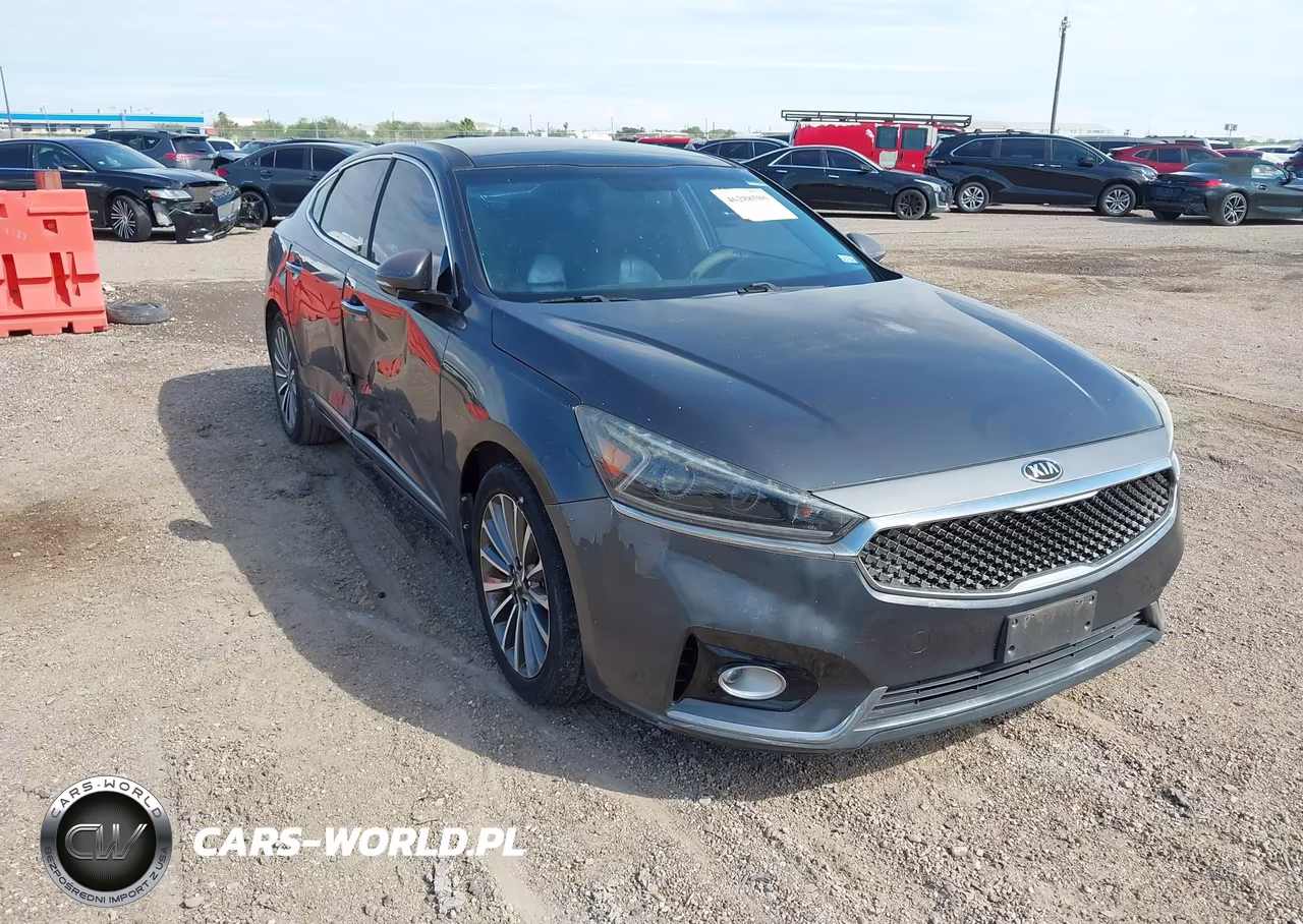 2017 Kia Cadenza Premium VIN:KNALC4J1XH5051049 - 1