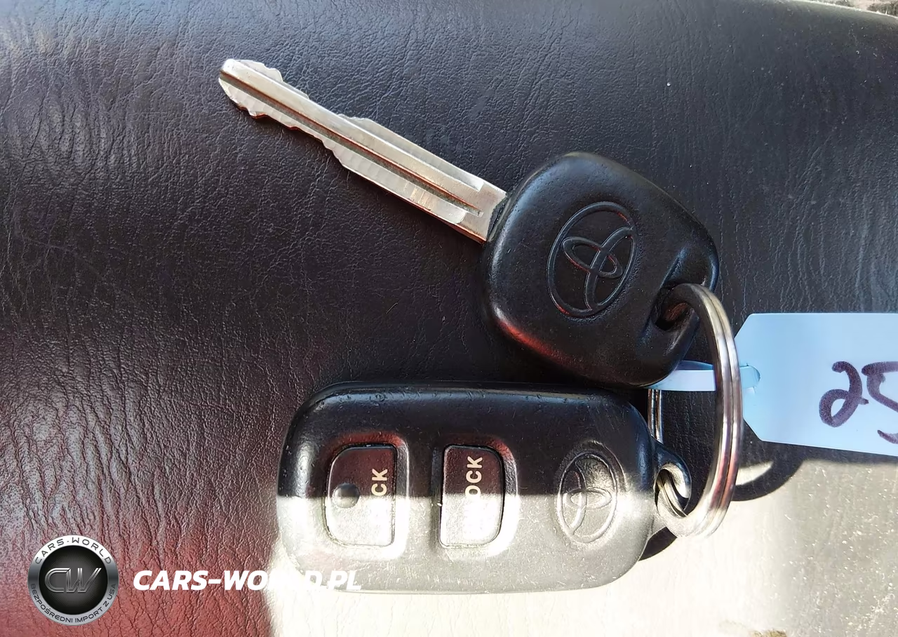 2007 Toyota Corolla S VIN:1NXBR30E77Z865848 - 10