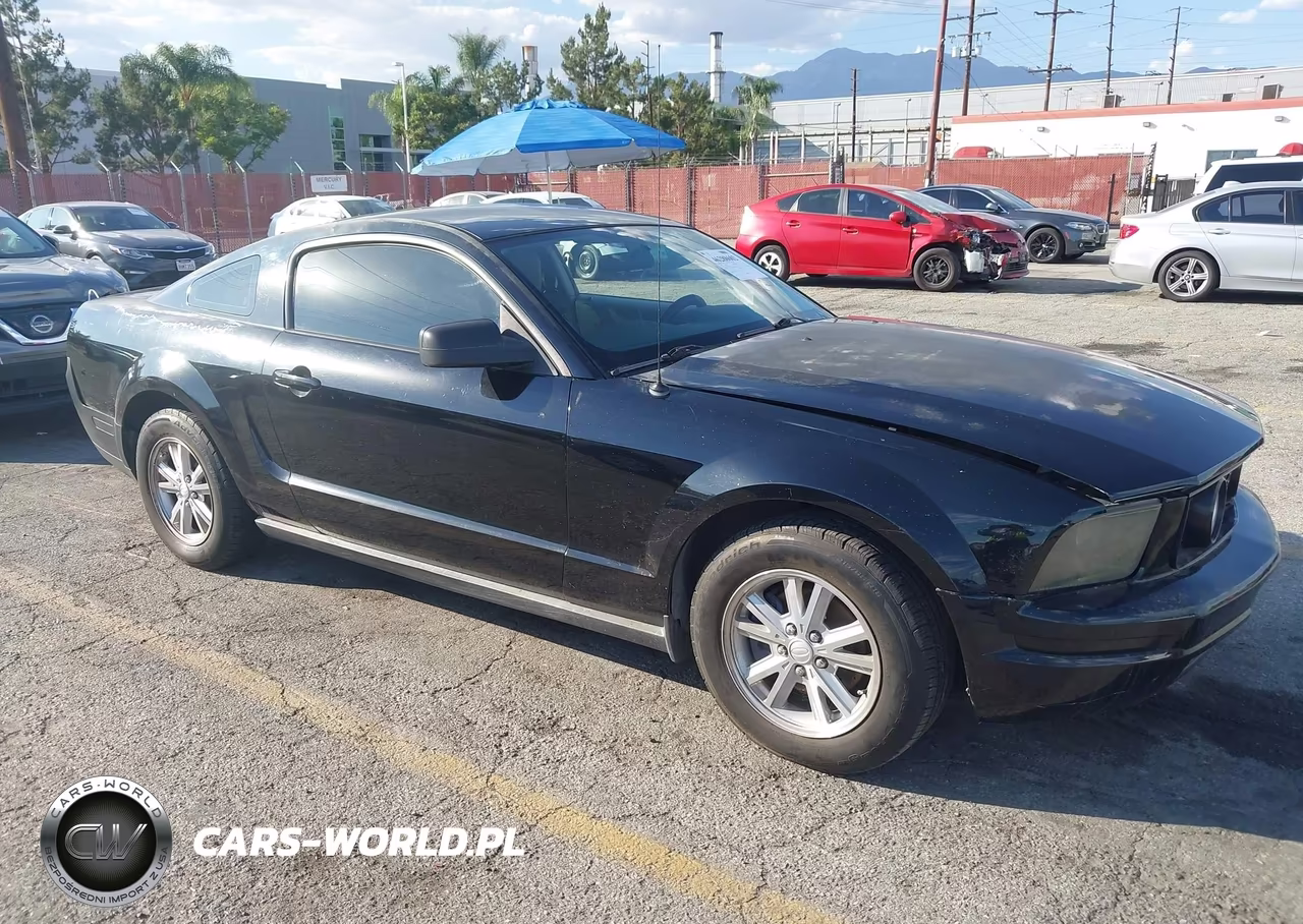2008 Ford Mustang V6 Deluxe-V6 Premium