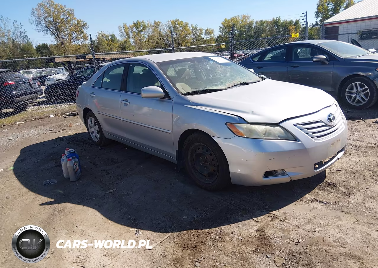 2008 Toyota Camry Le – zdjęcie 1 z 12