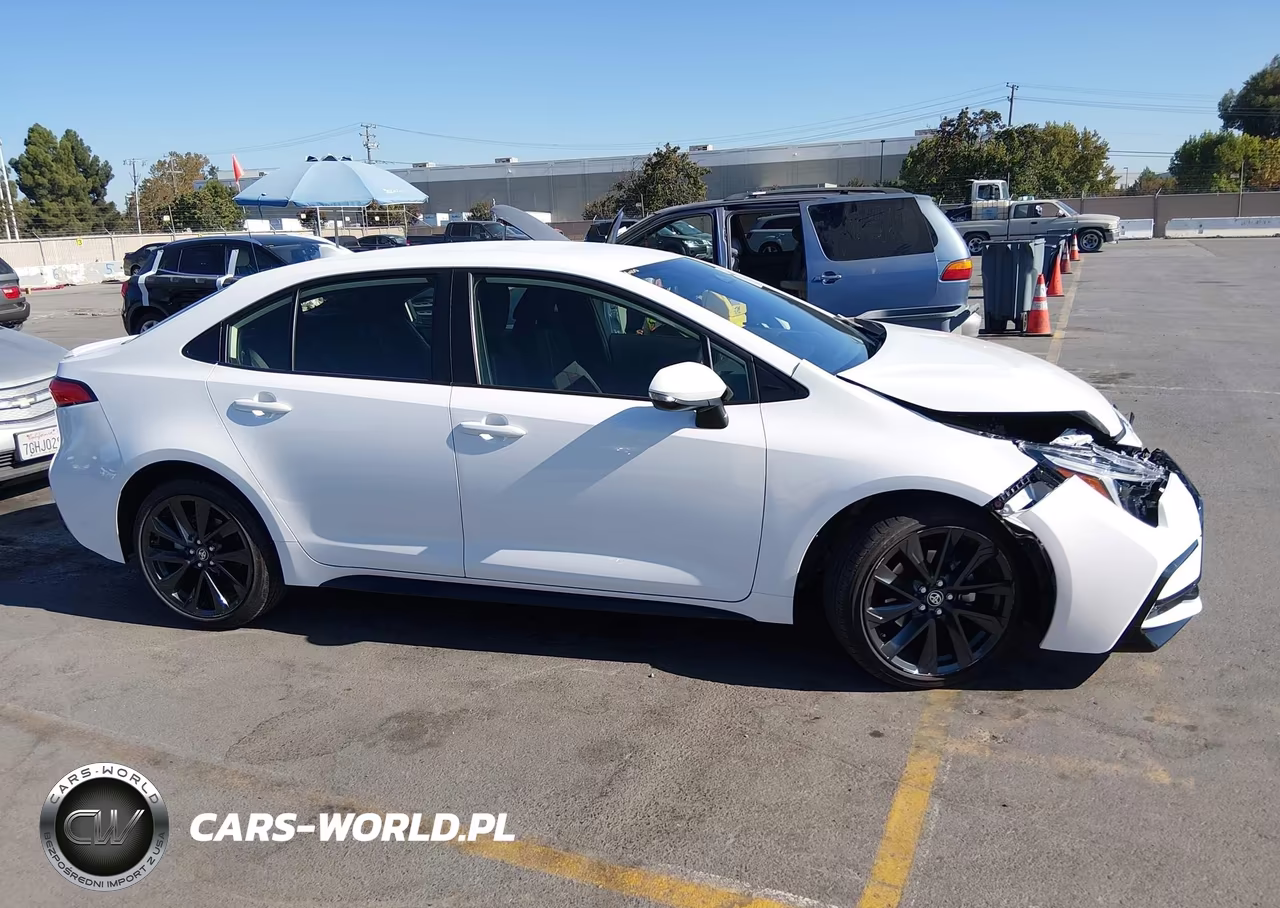 2026 Toyota Corolla Hybrid Hybrid Se VIN:JTDBCMFE3T3157745 - 13