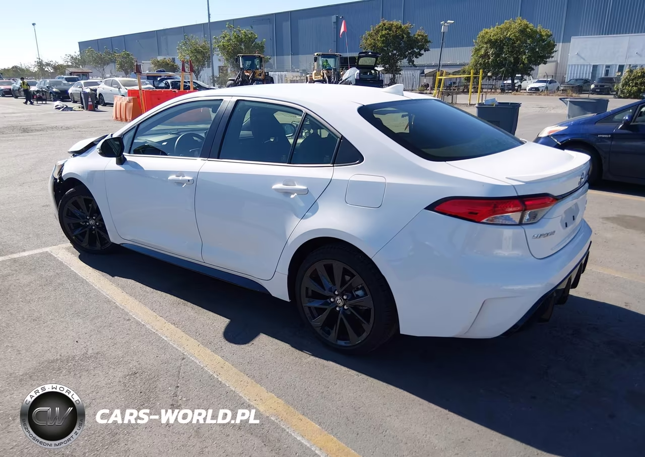 2026 Toyota Corolla Hybrid Hybrid Se VIN:JTDBCMFE3T3157745 - 3