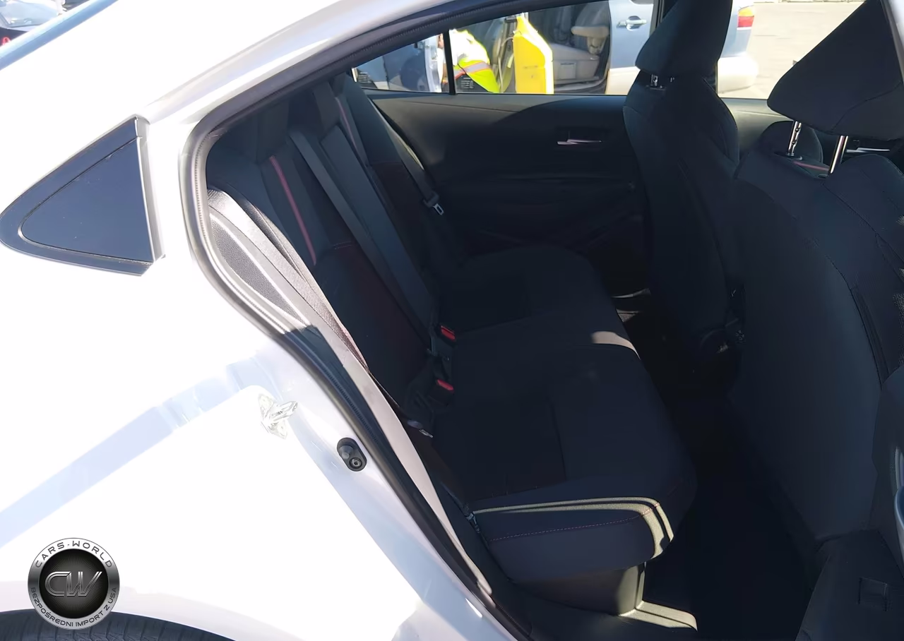 2026 Toyota Corolla Hybrid Hybrid Se VIN:JTDBCMFE3T3157745 - 8