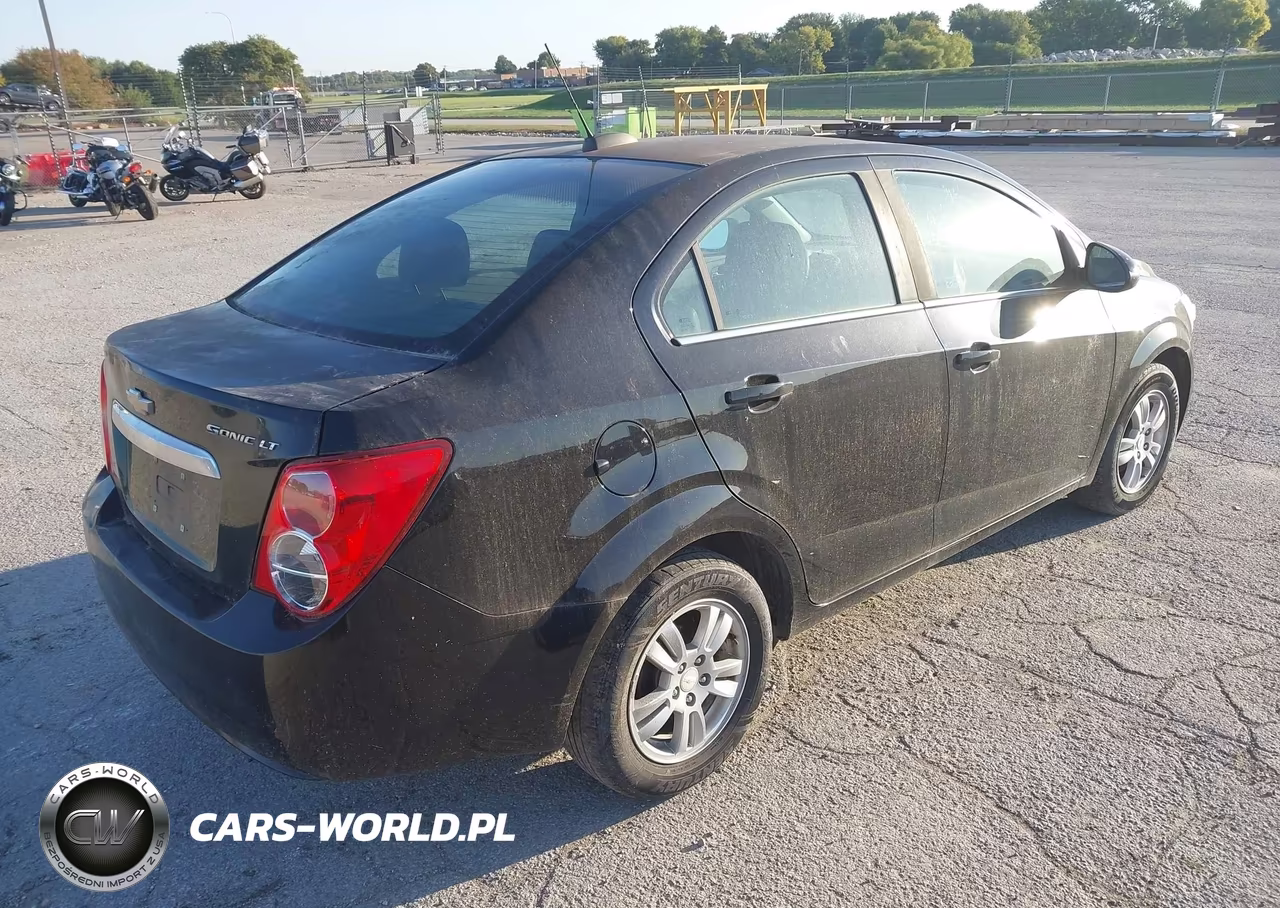 2016 Chevrolet Sonic Lt Auto VIN:1G1JC5SH3G4185538 - 4