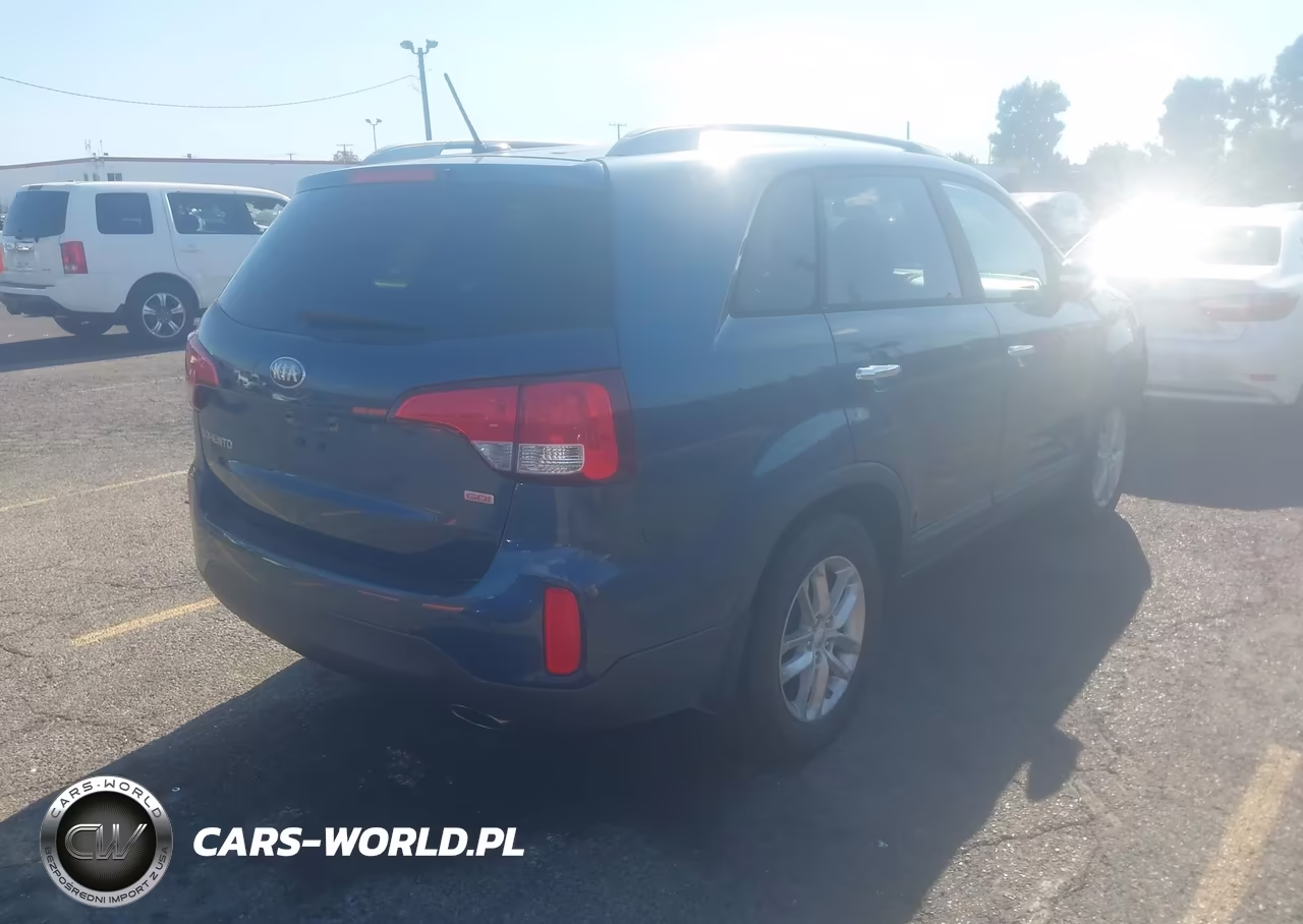2014 Kia Sorento Lx V6 VIN:5XYKT4A72EG474701 - 4