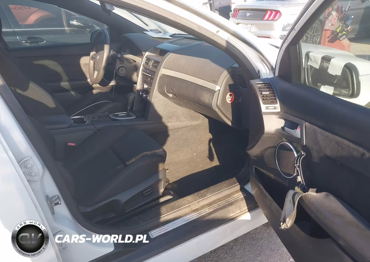 2008 Pontiac G8 VIN:6G2ER57758L132670 - 5