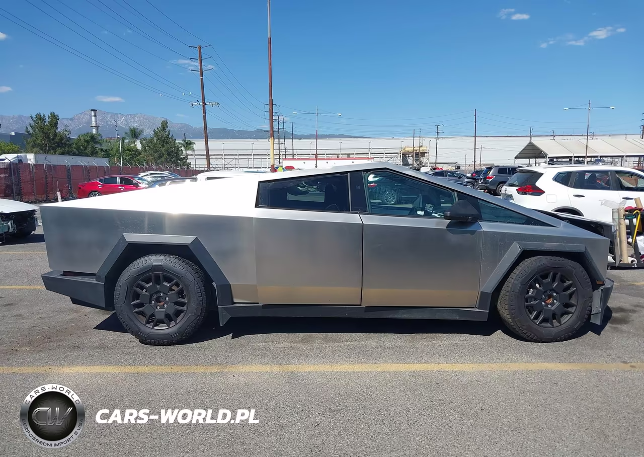 2025 Tesla Cybertruck All-Wheel Drive VIN:7G2CEHEDXSA060343 - 12