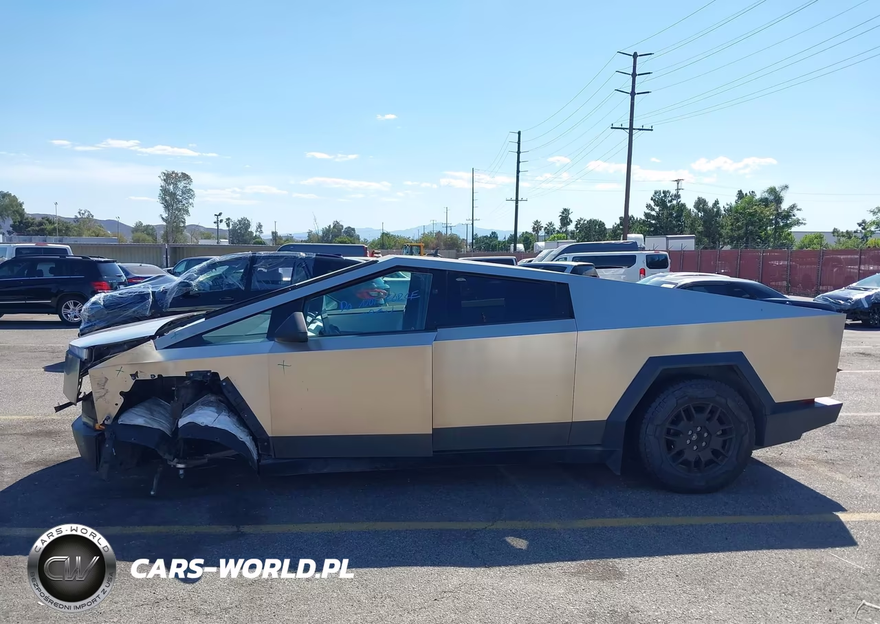 2025 Tesla Cybertruck All-Wheel Drive VIN:7G2CEHEDXSA060343 - 13