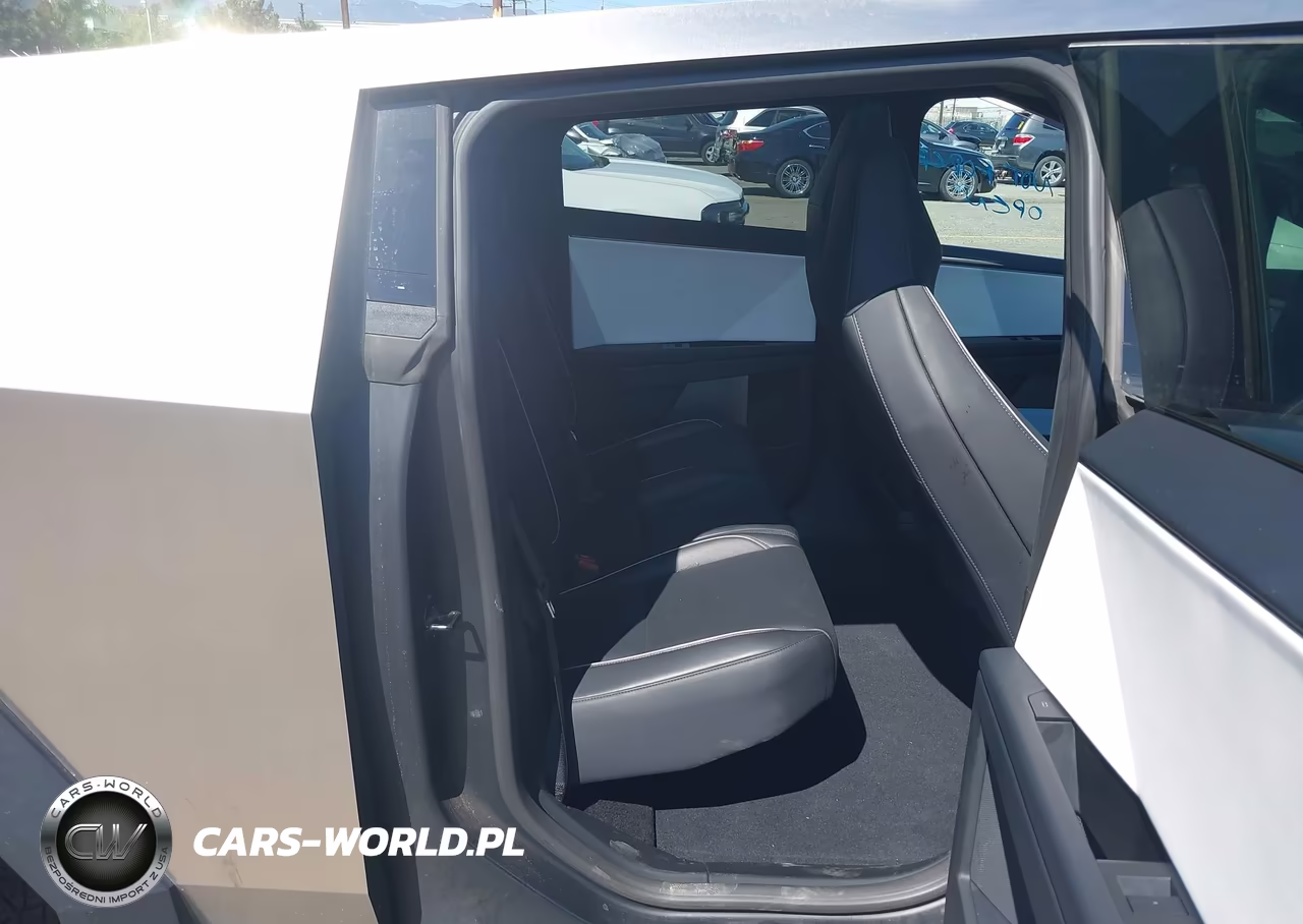 2025 Tesla Cybertruck All-Wheel Drive VIN:7G2CEHEDXSA060343 - 8
